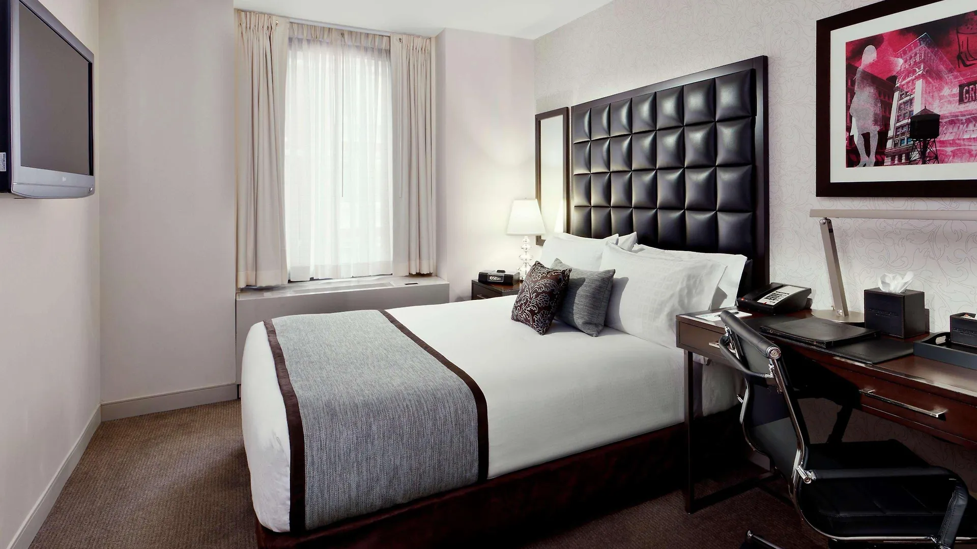 Distrikt Hotel New York City, Tapestry Collection By Hilton