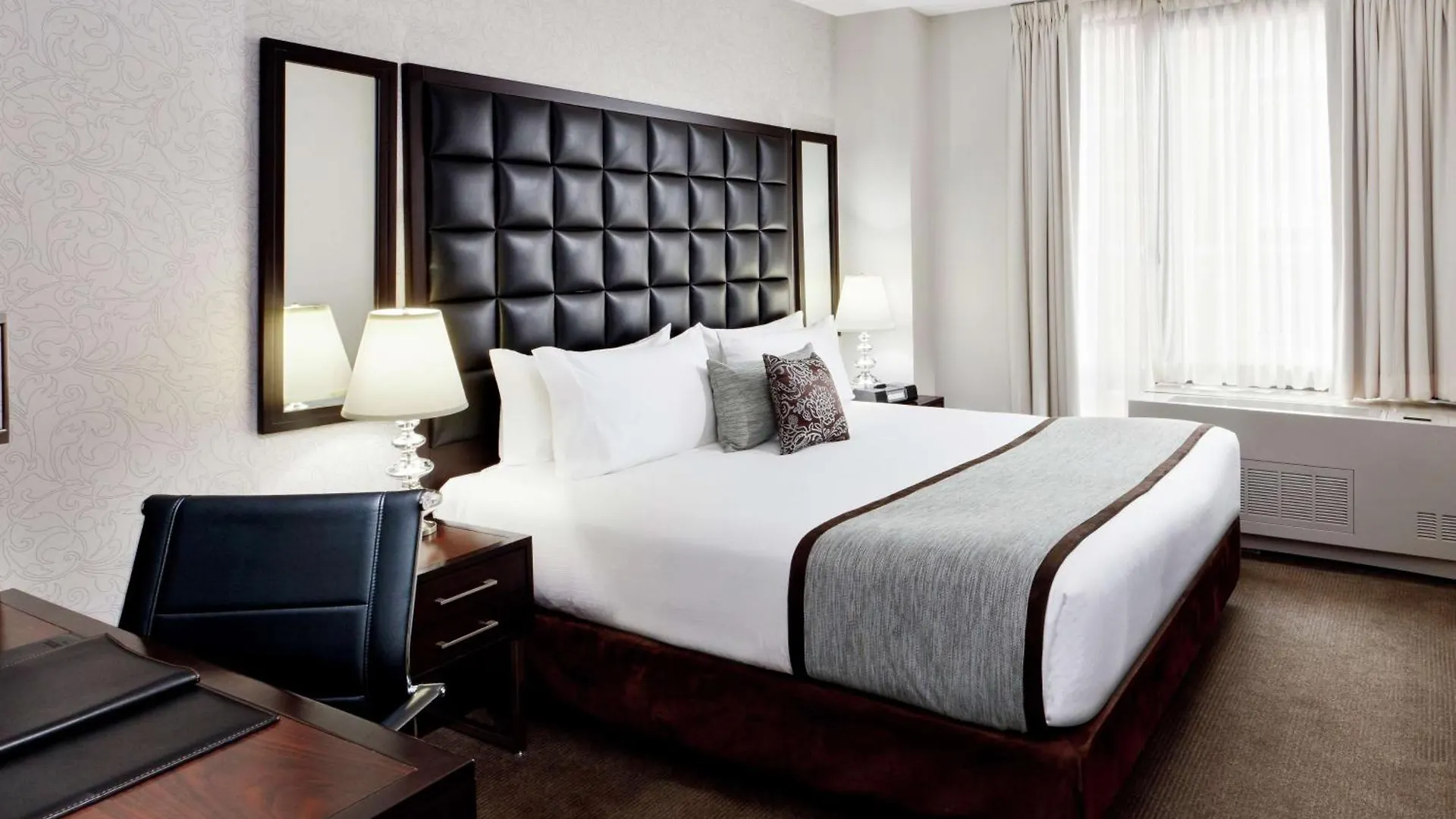 Distrikt Hotel New York City, Tapestry Collection By Hilton