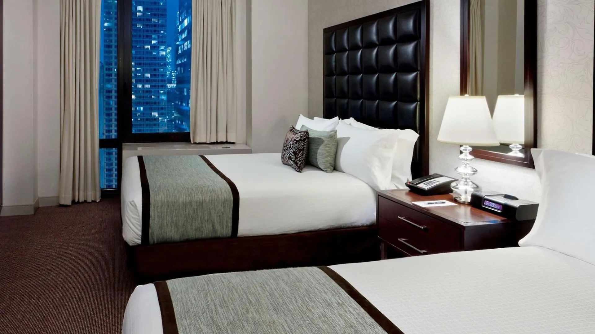 Distrikt Hotel New York City, Tapestry Collection By Hilton 4*,