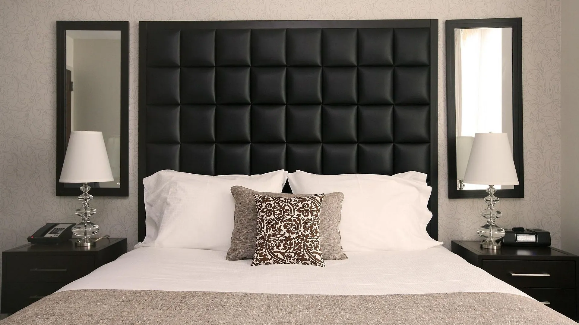 Distrikt Hotel New York City, Tapestry Collection By Hilton