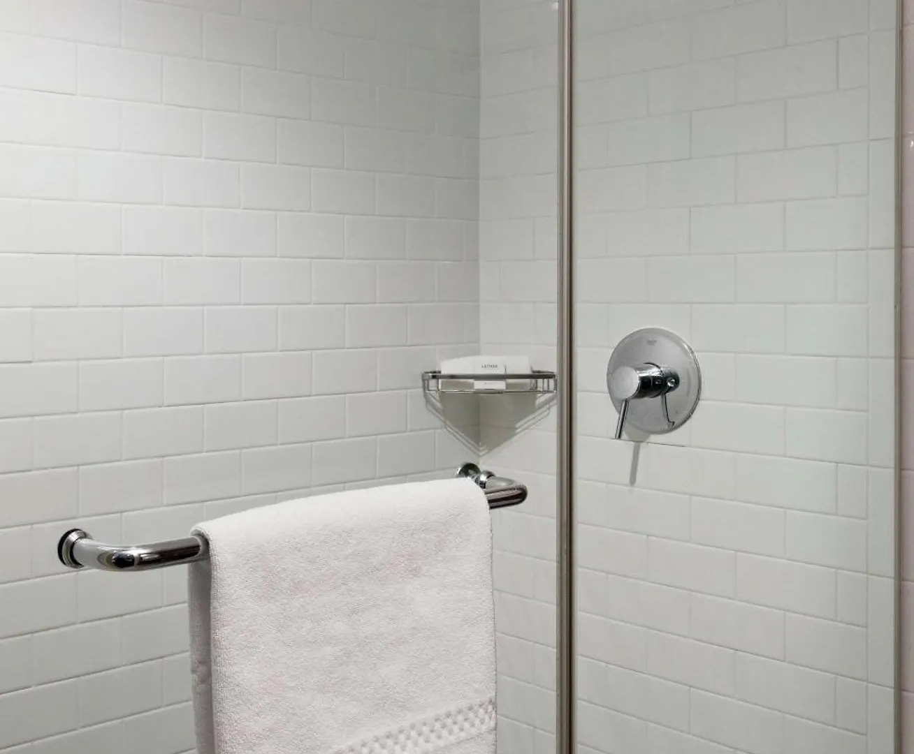 ****  Distrikt Hotel New York City, Tapestry Collection By Hilton United States